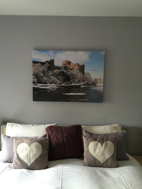 Eaton House Hotell Pembroke Eksteriør bilde