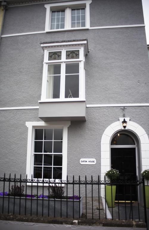 Eaton House Hotell Pembroke Eksteriør bilde