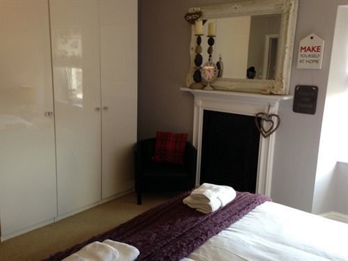 Eaton House Hotell Pembroke Eksteriør bilde